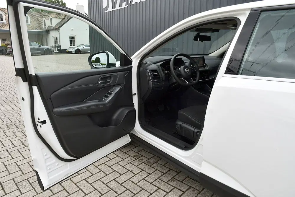 Nissan Qashqai 1.3 MHEV Acenta 02-2023 uit 2023, foto 10