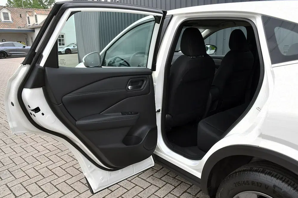 Nissan Qashqai 1.3 MHEV Acenta 02-2023 uit 2023, foto 11