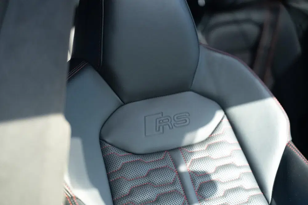 Audi RS Q8 4.0 TFSI quattro Performance Pano uit 2022, foto 6
