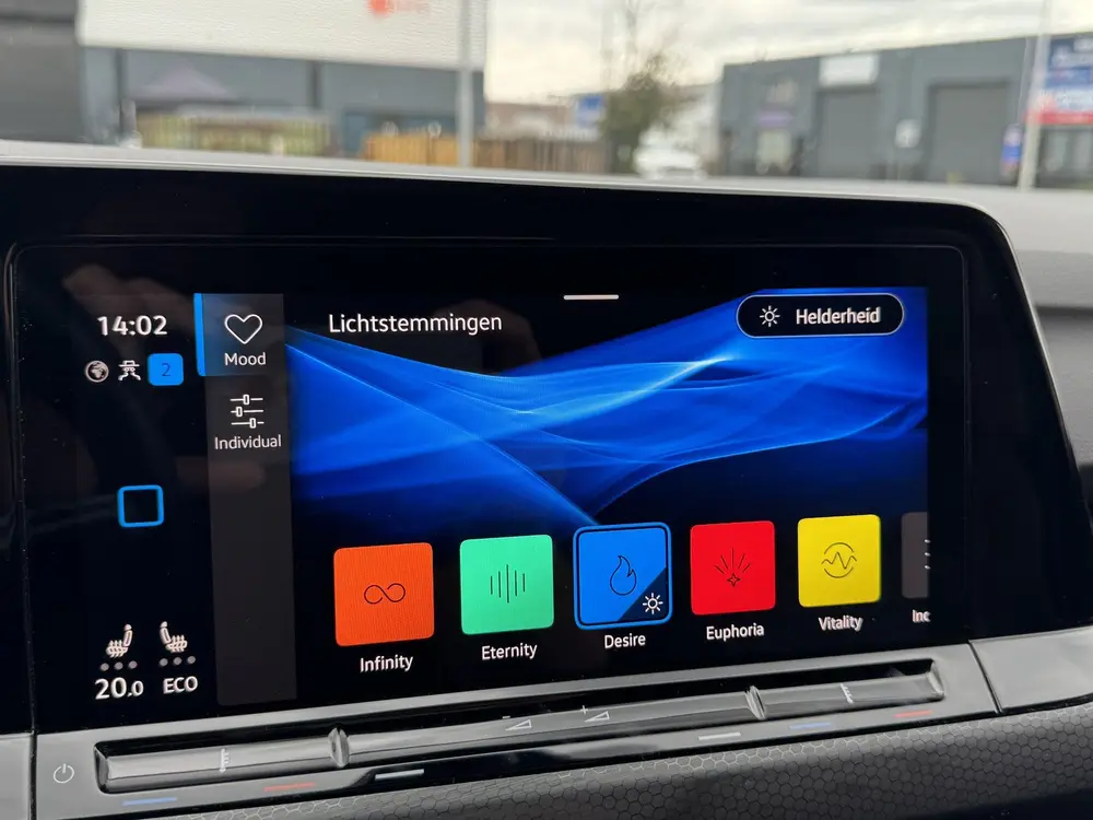 Volkswagen Golf 8 GTE 1.4 TSI 245pk DSG / Aut. E-Hybrid Pano uit 2020, foto 20