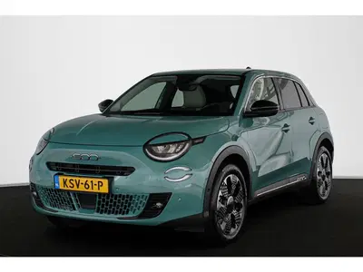 Fiat 600 1.2 Hybrid La Prima Stoelverwarming Camera uit 2025
