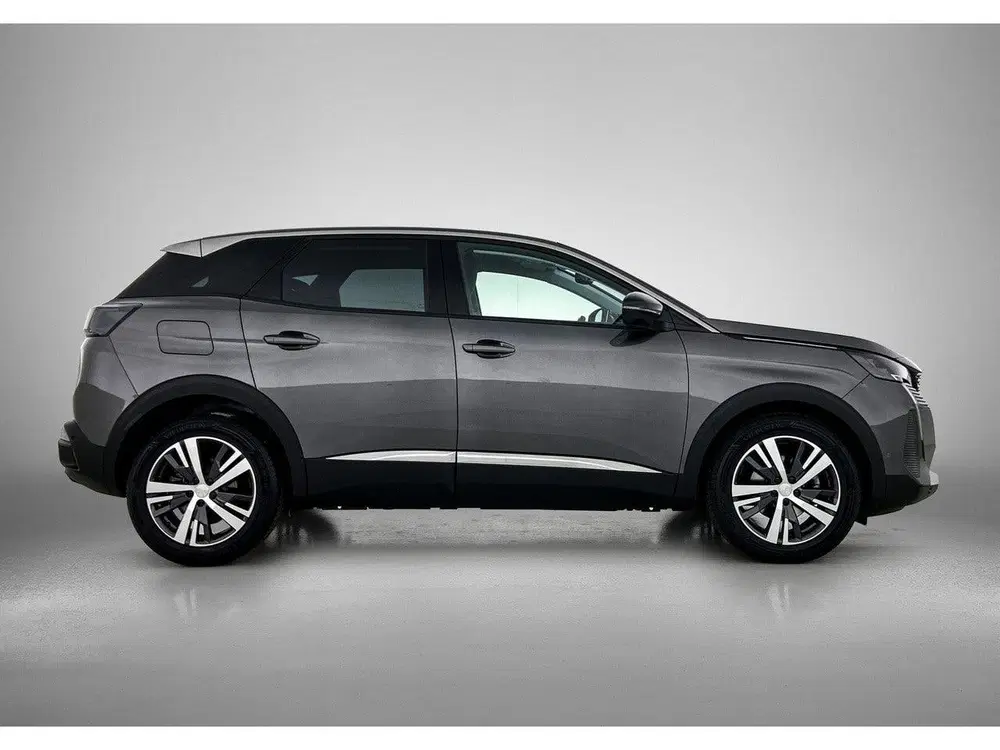 Peugeot 3008 1.2 130pk Allure Automaat uit 2022, foto 9