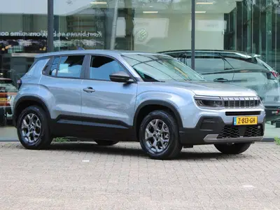 Jeep Avenger Longitude Business Pack 54 kWh uit 2024