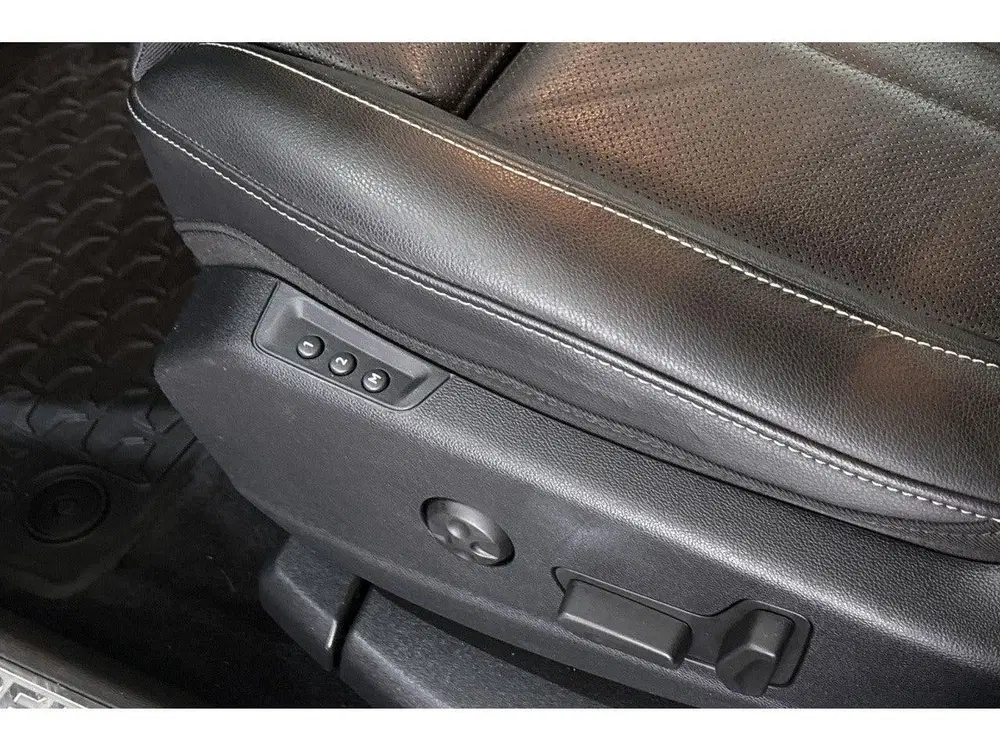Opel Grandland X 1.6 Turbo Ultimate Leder Stoelventilatie S uit 2020, foto 17