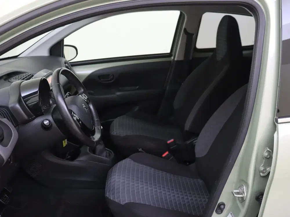 Peugeot 108 1.0 e-VTi Active uit 2021, foto 10