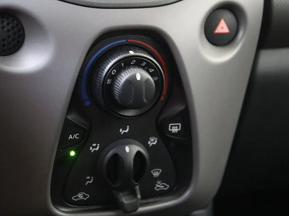 Peugeot 108 1.0 e-VTi Active uit 2021, foto 18