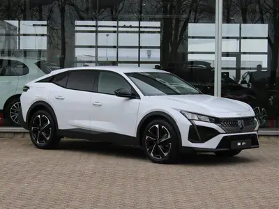 Peugeot 408 1.2 Hybrid 145 e-DCS6 Allure VOORRAAD KORT uit 2026