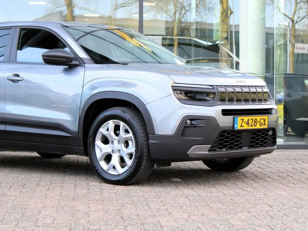 Jeep Avenger 1.2 Longitude uit 2024, foto 10