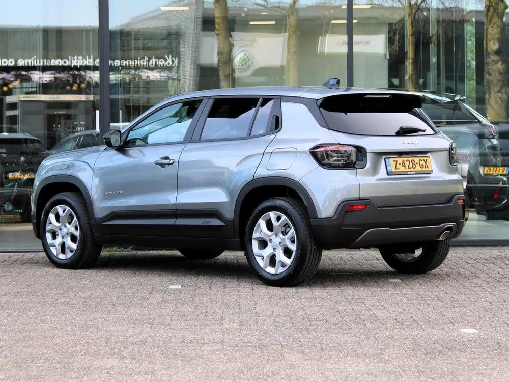 Jeep Avenger 1.2 Longitude uit 2024, foto 2