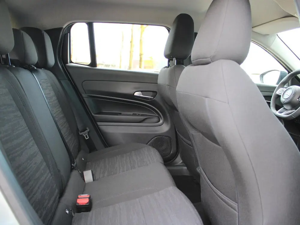 Jeep Avenger 1.2 Longitude uit 2024, foto 8
