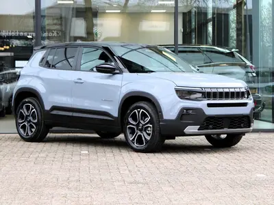 Jeep Avenger 1.2 e-Hybrid Summit VOORRAAD KORTING (bj 2 uit 2026