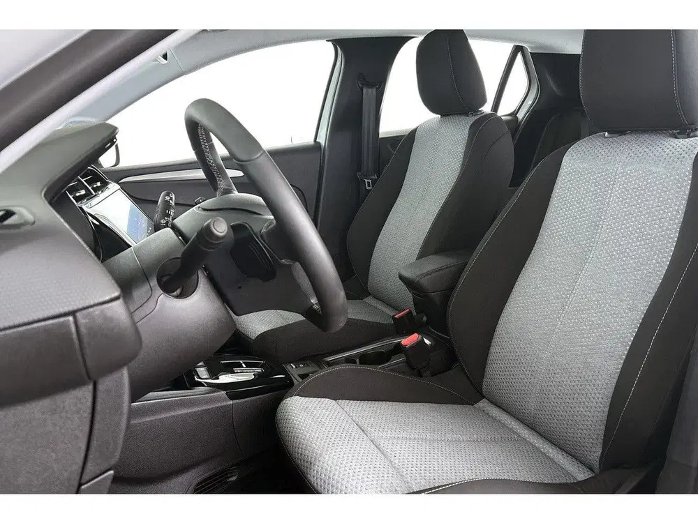 Opel Corsa 1.2 Turbo Hybrid Edition Stoel-Stuurverwar uit 2024, foto 17