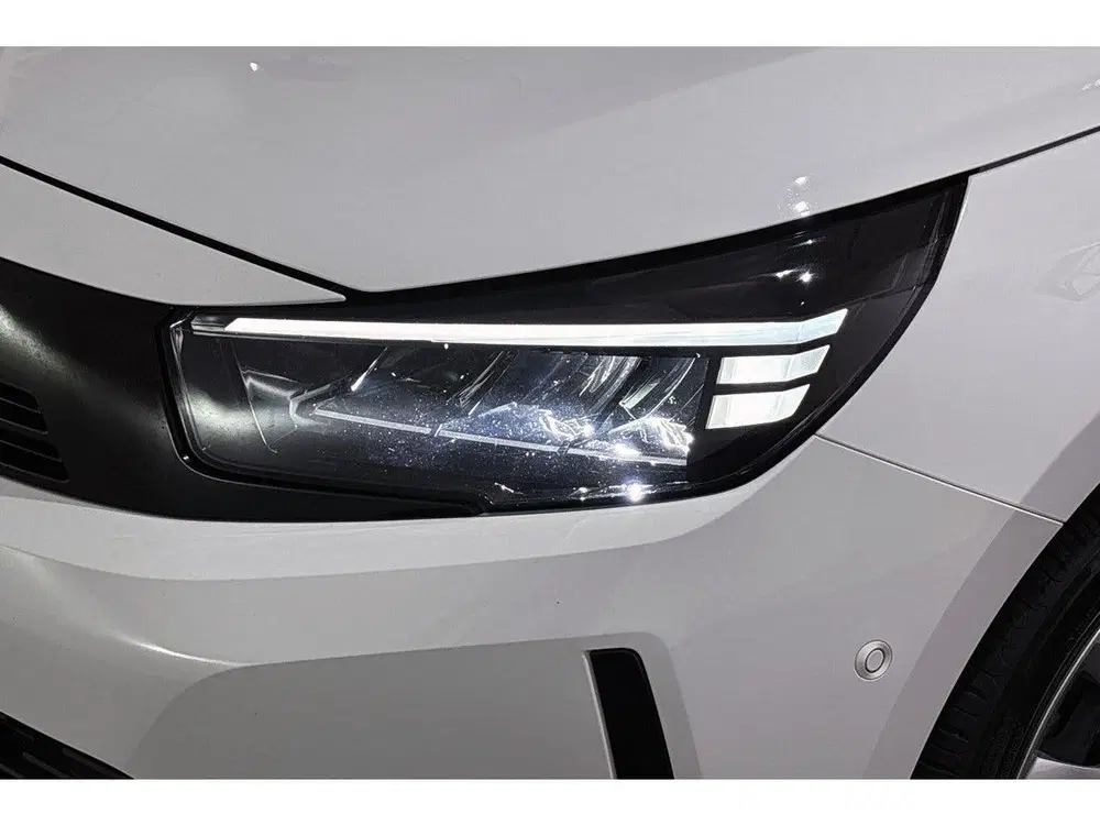 Opel Corsa 1.2 Turbo Hybrid Edition Stoel-Stuurverwar uit 2024, foto 18