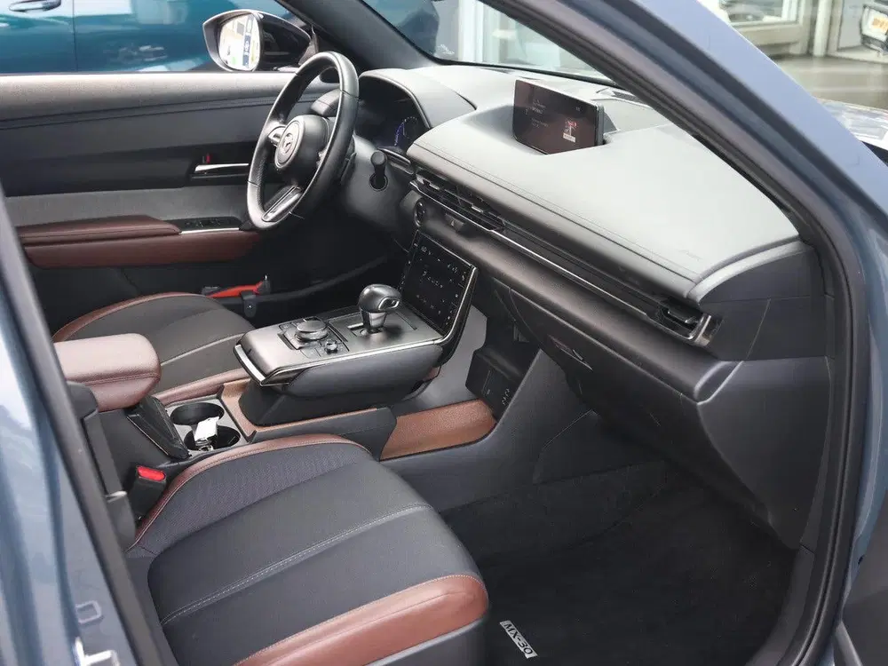 Mazda MX-30 e-SkyActiv EV 145 Advantage 36 kWh Camera uit 2022, foto 8