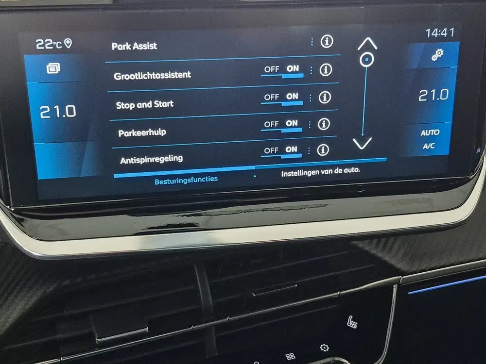 Peugeot 2008 1.2 PureTech GT-Line 130 PK uit 2021, foto 20