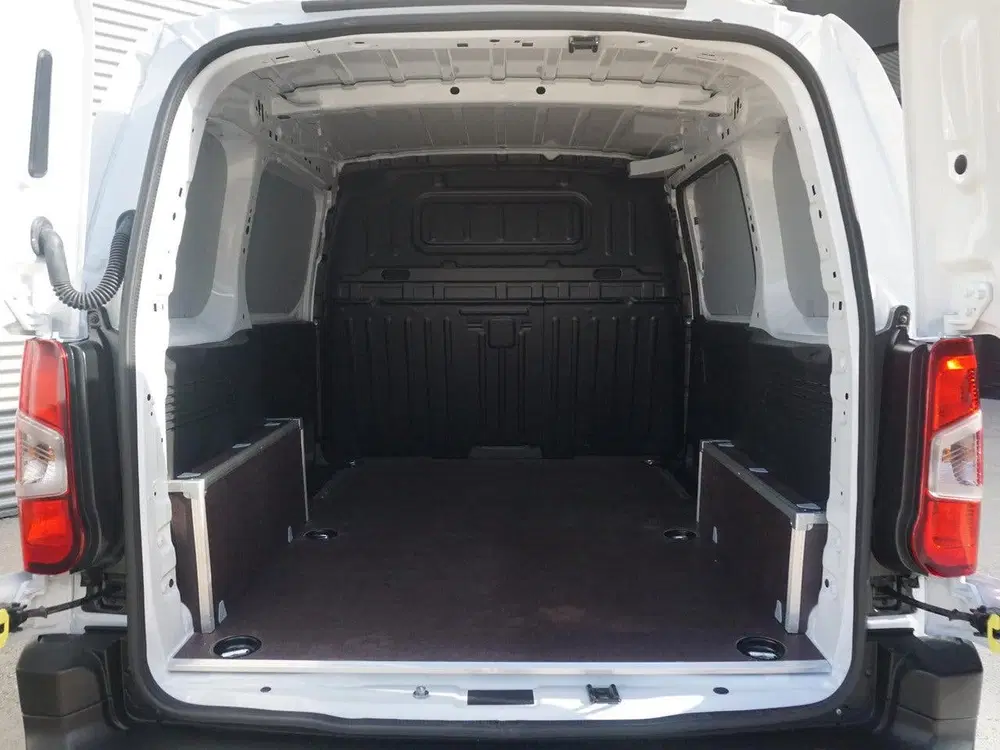 Opel Combo Electric L1 50kWh uit 2026, foto 8