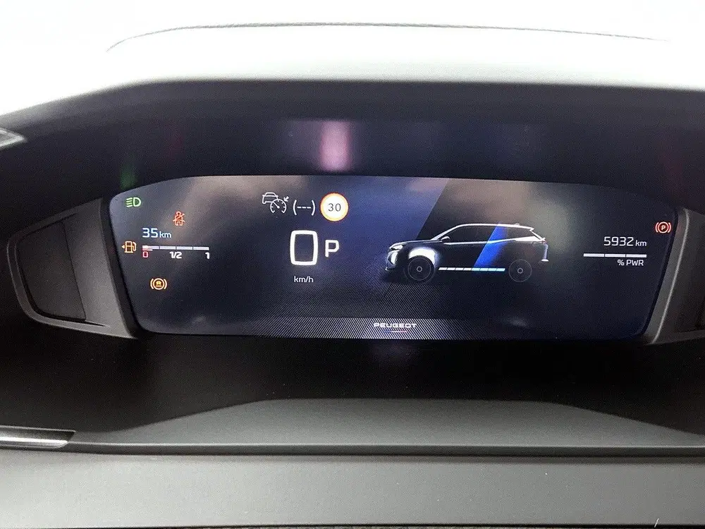 Peugeot 2008 1.2 Hybrid Allure 145pk Automaat uit 2025, foto 18