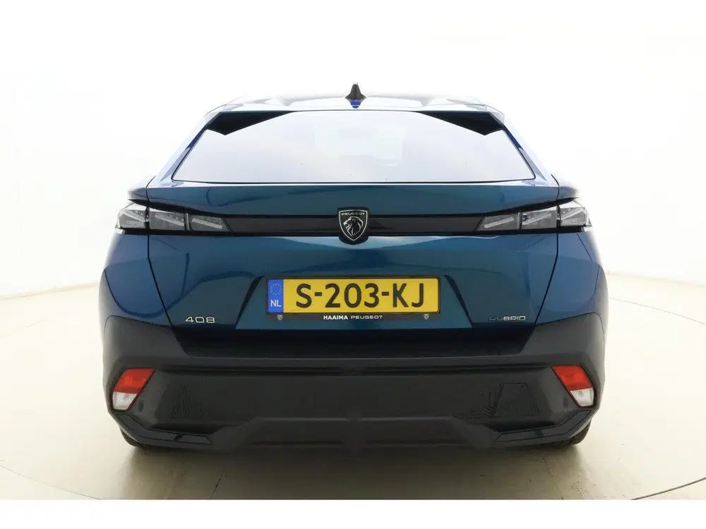 Peugeot 408 1.6 Hybrid GT uit 2023, foto 11