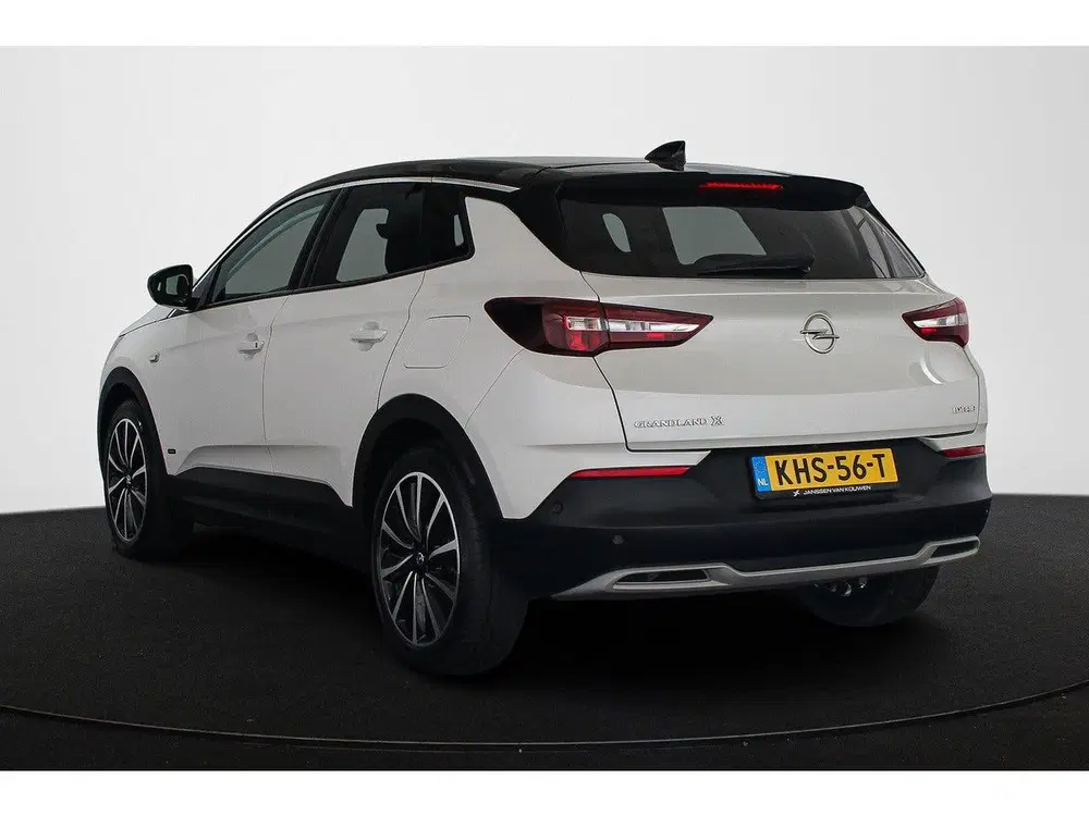 Opel Grandland X 1.6 Turbo Hybrid Ultimate Stoelventilatie uit 2021, foto 4