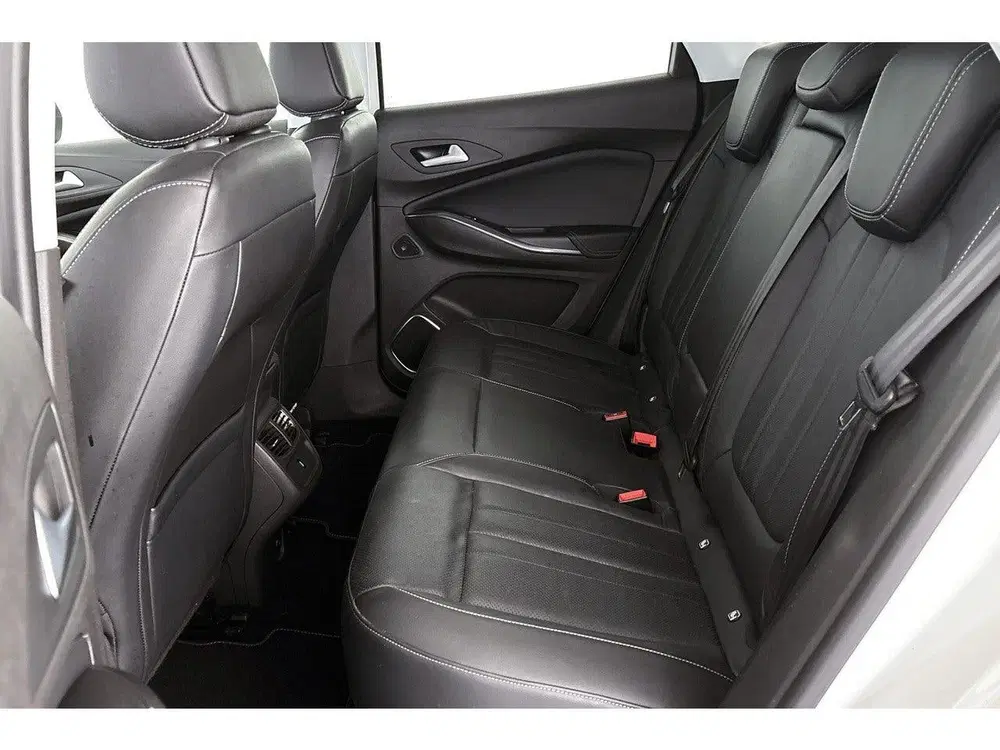 Opel Grandland X 1.6 Turbo Hybrid Ultimate Stoelventilatie uit 2021, foto 8