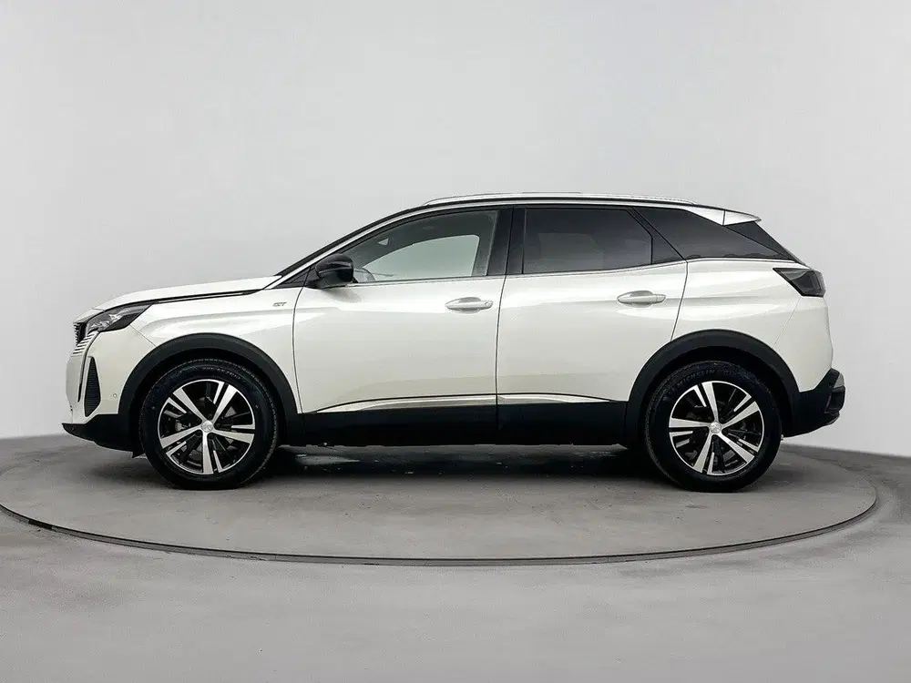 Peugeot 3008 SUV 1.2 136 pk Automaat Hybrid GT uit 2024, foto 2