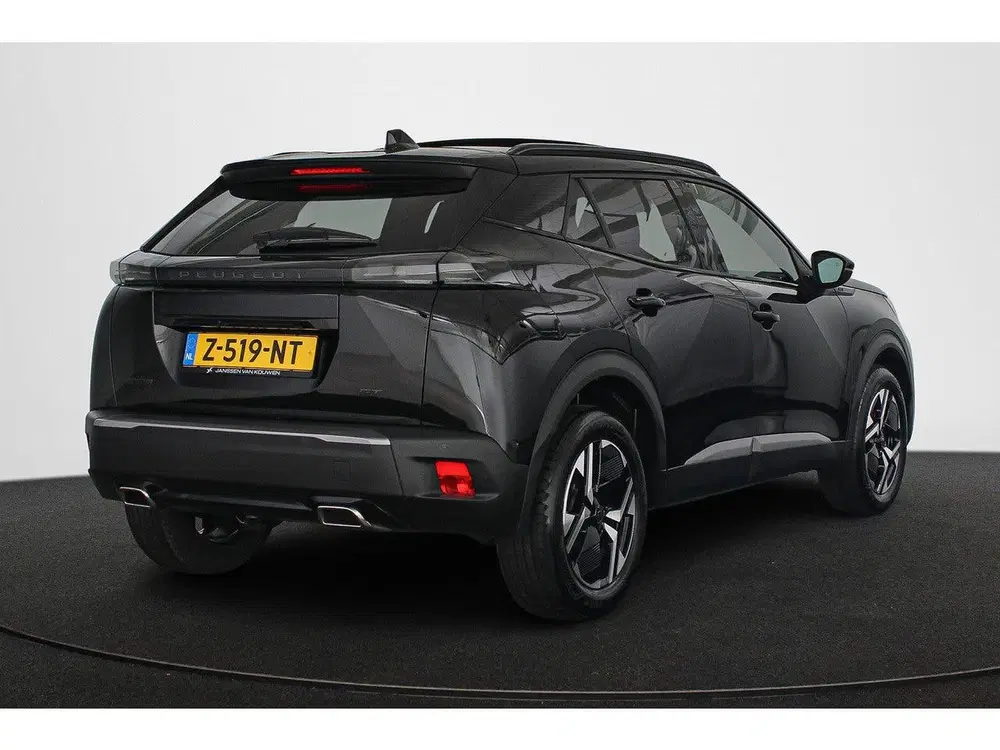 Peugeot 2008 1.2 PureTech 130 GT Panoramadak Trekhaak uit 2024, foto 3