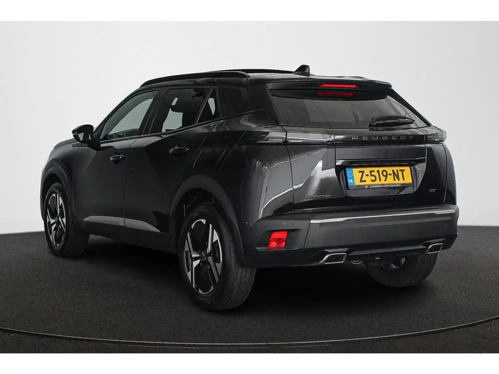 Peugeot 2008 1.2 PureTech 130 GT Panoramadak Trekhaak uit 2024, foto 4