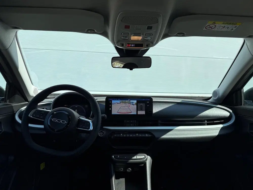 Fiat 600 1.2 Hybrid Urban uit 2025, foto 20