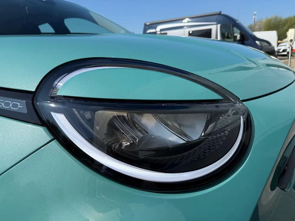 Fiat 600 1.2 Hybrid Urban uit 2025, foto 3