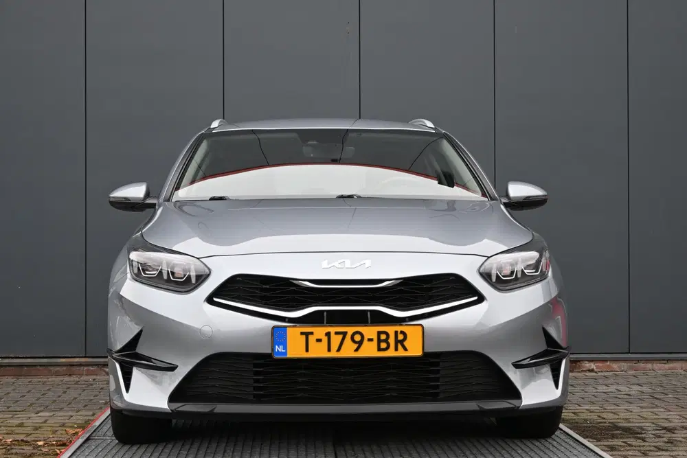 Kia Ceed 1.0 T-GDi DynamicLine (bj 2023) uit 2023, foto 8