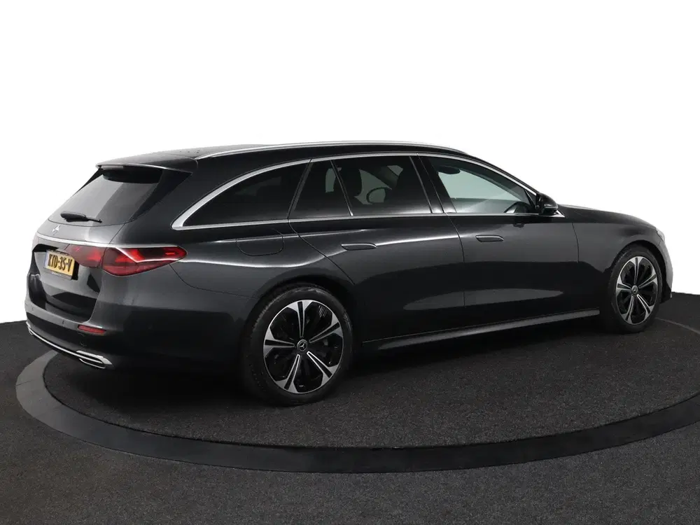Mercedes-Benz E-Klasse Avantgarde Advanced Plus uit 2024, foto 5