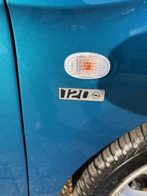 Opel Karl 1.0 ecoFLEX 120 Jaar Edition uit 2019, foto 2