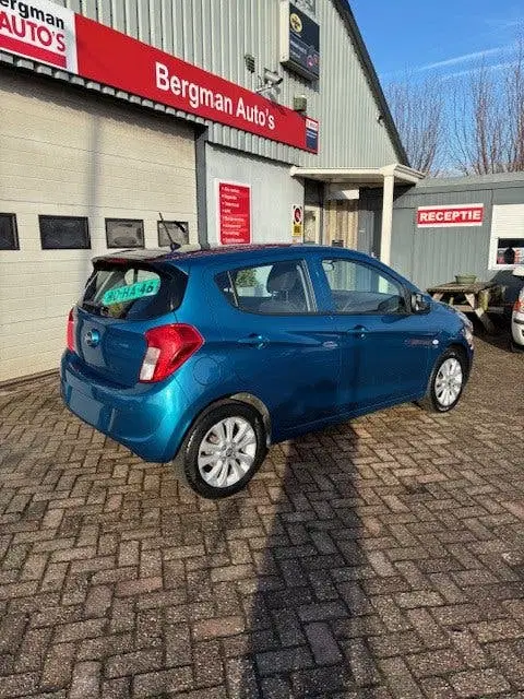 Opel Karl 1.0 ecoFLEX 120 Jaar Edition uit 2019, foto 3