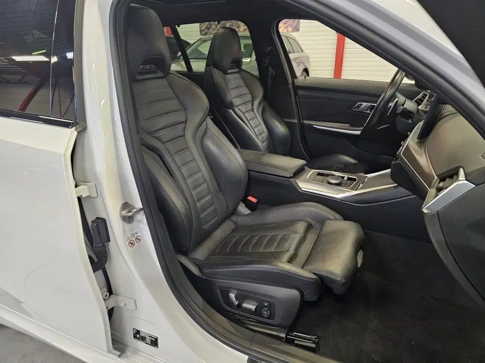 BMW 3-serie 3 Serie Touring 330e uit 2023, foto 11