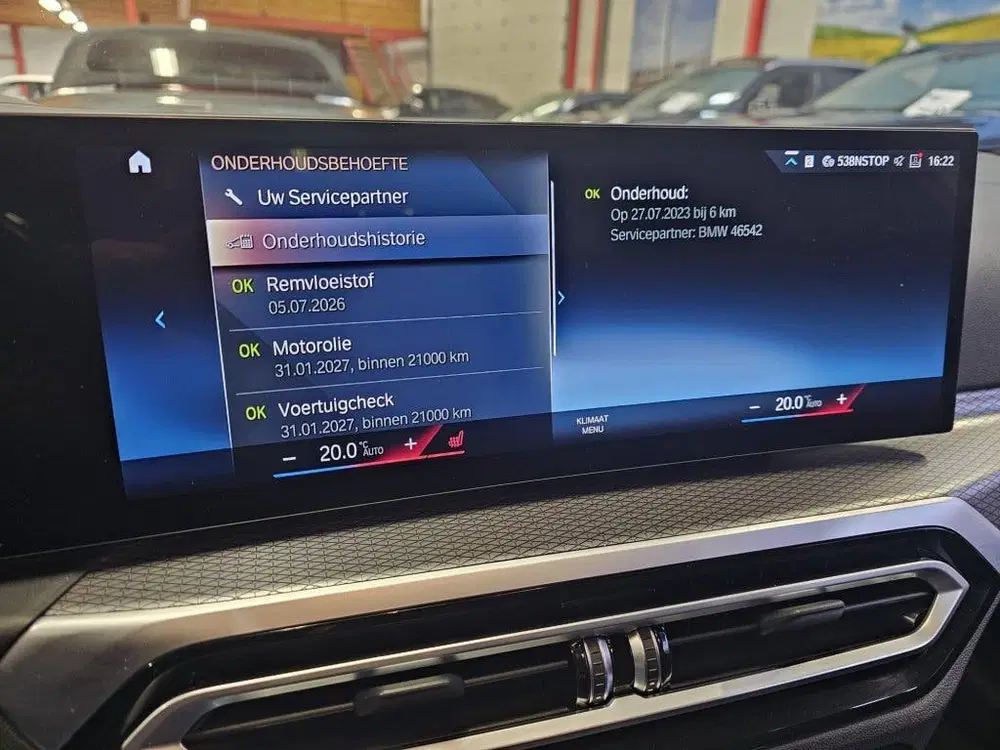 BMW 3-serie 3 Serie Touring 330e uit 2023, foto 12