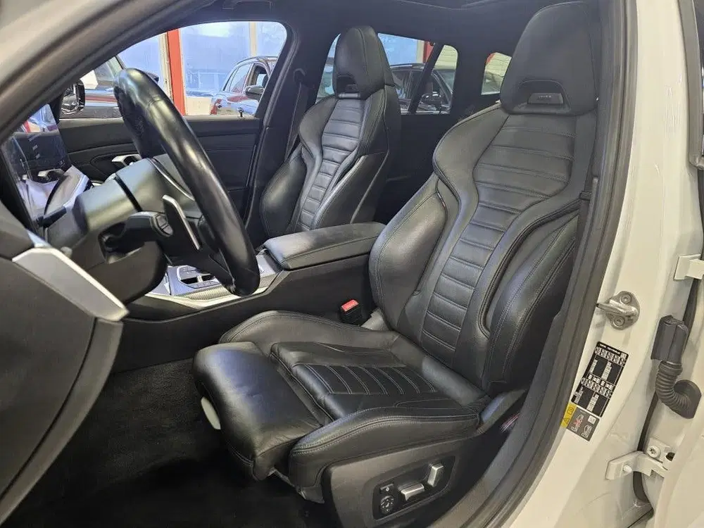 BMW 3-serie 3 Serie Touring 330e uit 2023, foto 5