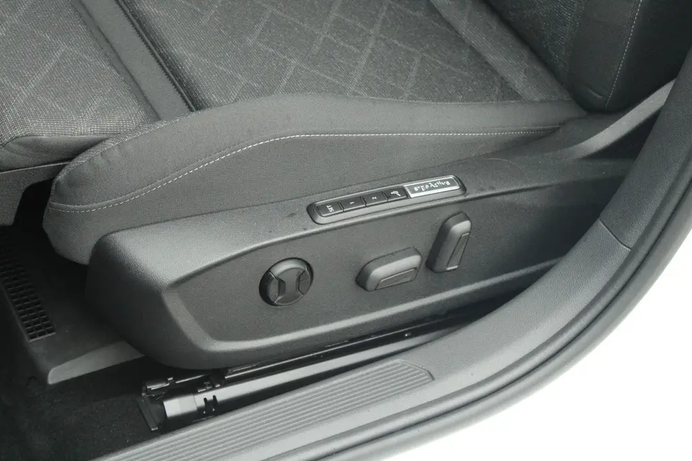 Volkswagen Golf Variant 1.0 eTSI 110kW DSG Life | Elec. Stoe uit 2021, foto 19