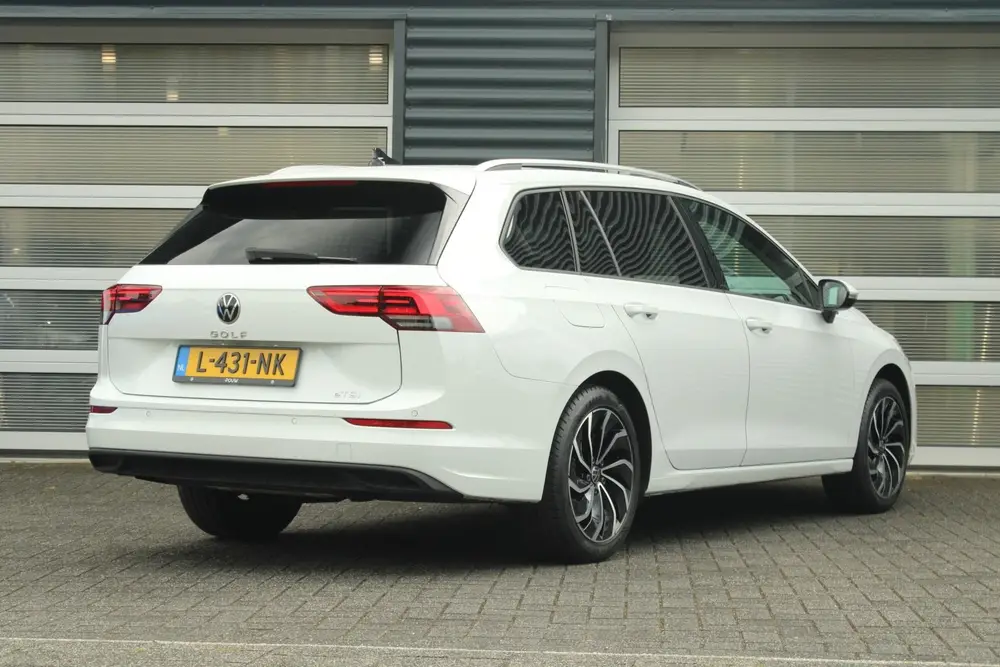 Volkswagen Golf Variant 1.0 eTSI 110kW DSG Life | Elec. Stoe uit 2021, foto 2