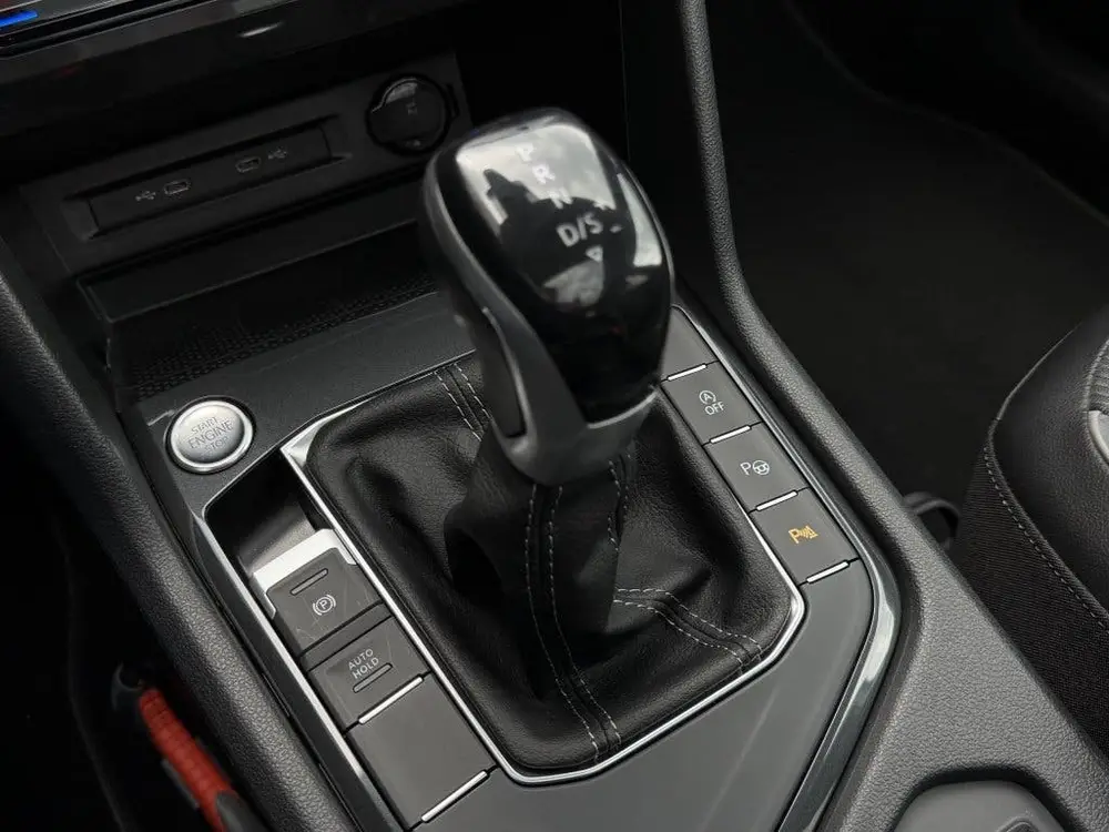 Volkswagen Tiguan 1.5 TSI R-Line | blackstyle | panorama-dak uit 2023, foto 16