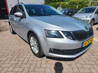 Skoda Octavia Octavia Combi 1.5 TSI 150pk Greentech Busi uit 2020