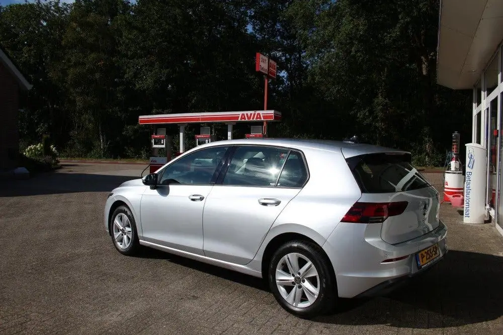 Volkswagen GOLF 1.5 TSI Life Business, Adp cruise, Lichtm, D uit 2021, foto 2