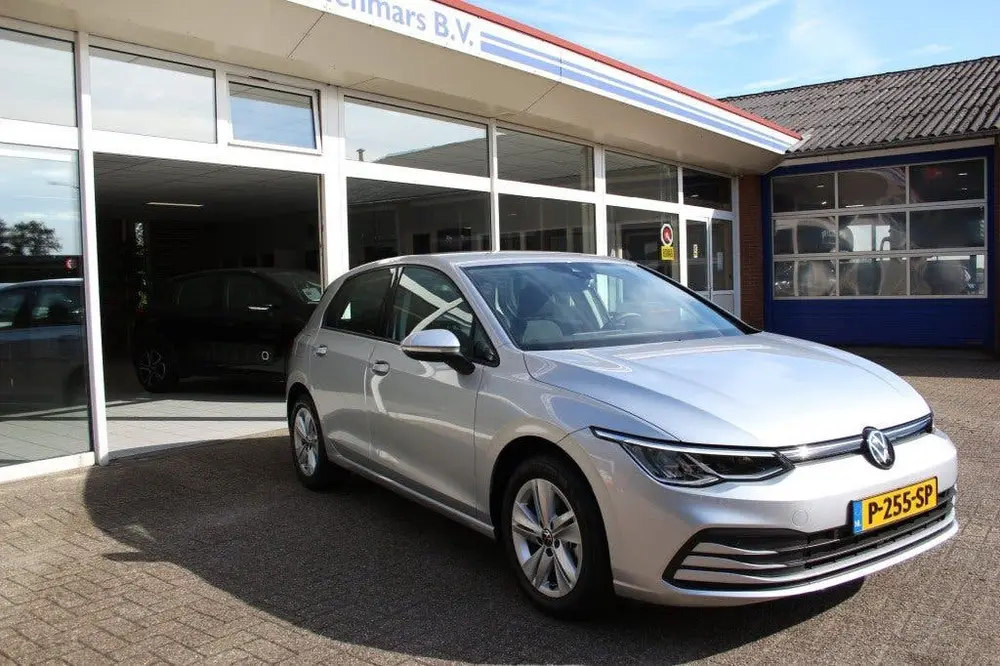 Volkswagen GOLF 1.5 TSI Life Business, Adp cruise, Lichtm, D uit 2021, foto 4