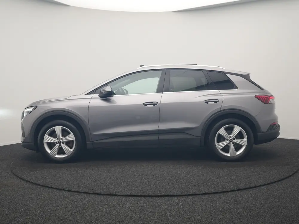 Audi Q4 e-tron 40 Advanced edition 77 kWh 204pk Dealer O. uit 2023, foto 2