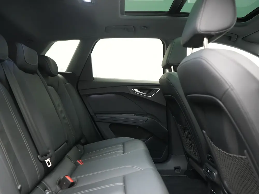 Audi Q4 e-tron 40 Advanced edition 77 kWh 204pk Dealer O. uit 2023, foto 6