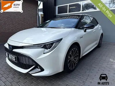 Toyota Corolla 2.0 Hybrid Dynamic / Navi / Camera / Bi-Tone uit 2020
