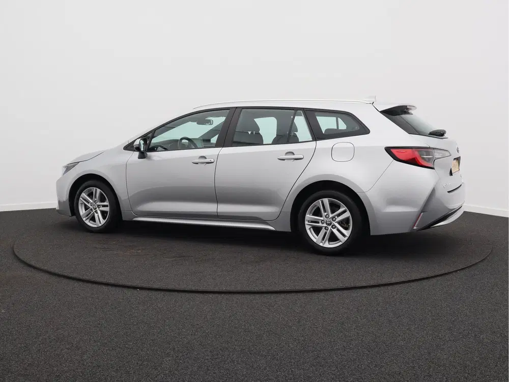 Toyota Corolla 1.8 Hybrid Active uit 2023, foto 13