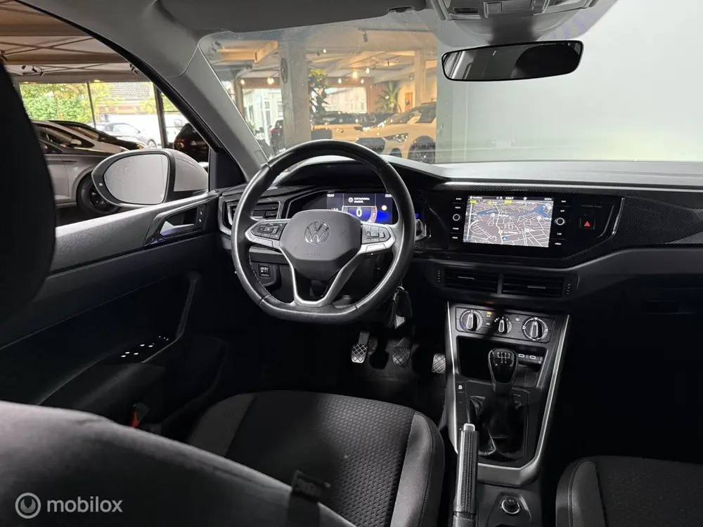 Volkswagen Taigo 1.0 TSI Life | APP CNNCT |AD. CRUISE | NAVI uit 2022, foto 3