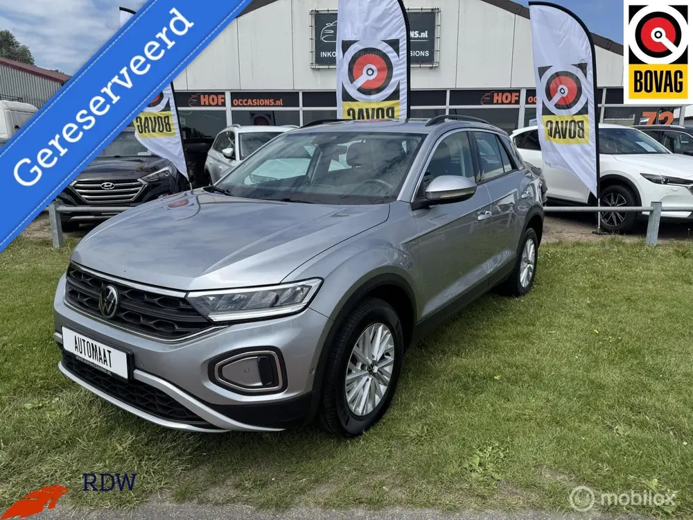 Volkswagen T-Roc 1.5 TSI Life Business ADAPT.CRUISE/CARPLAY/ uit 2023, foto 4