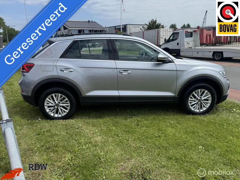 Volkswagen T-Roc 1.5 TSI Life Business ADAPT.CRUISE/CARPLAY/ uit 2023, foto 8