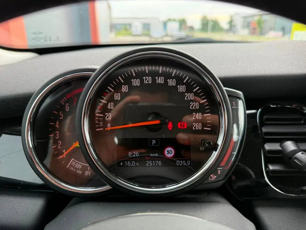 Mini Cooper 1.5 Cooper Camden Edition Automaat uit 2023, foto 11